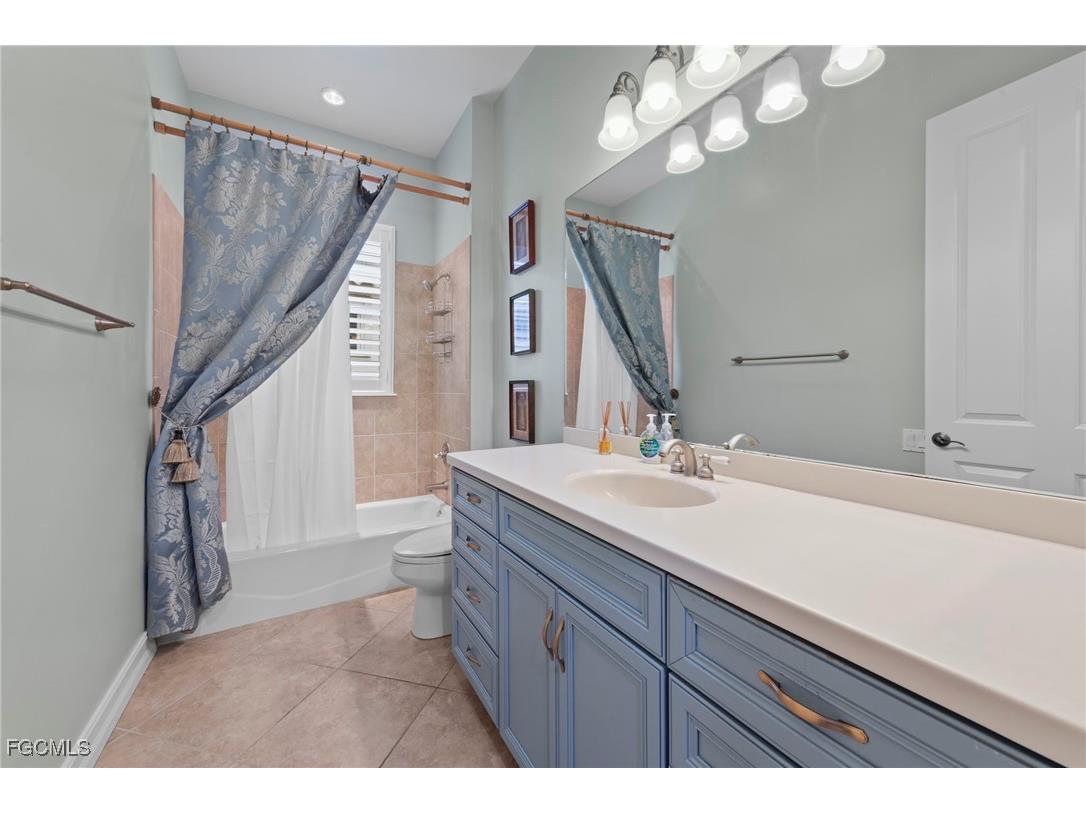 12431 Villagio Way Fort Myers FL 33912 2025012241 image24