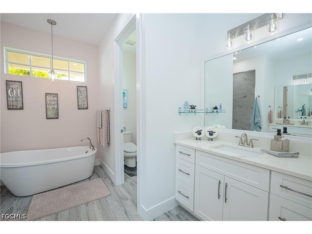 1244 NW 37th Avenue Cape Coral FL 33993 2026015092 image27