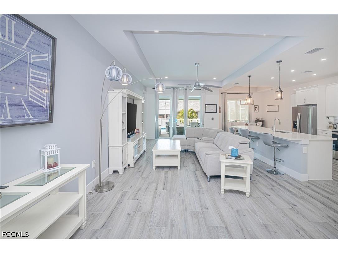 1244 NW 37th Avenue Cape Coral FL 33993 2026015092 image6