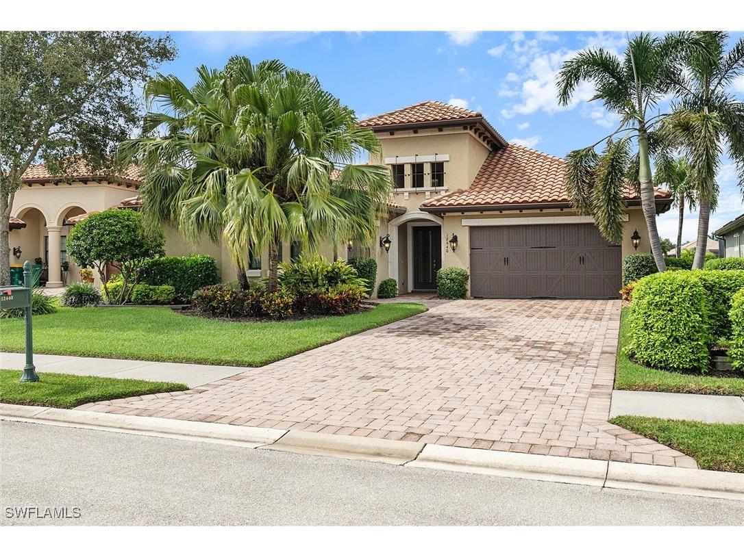 12440 Wisteria Drive Naples FL 34120 225069758 image1