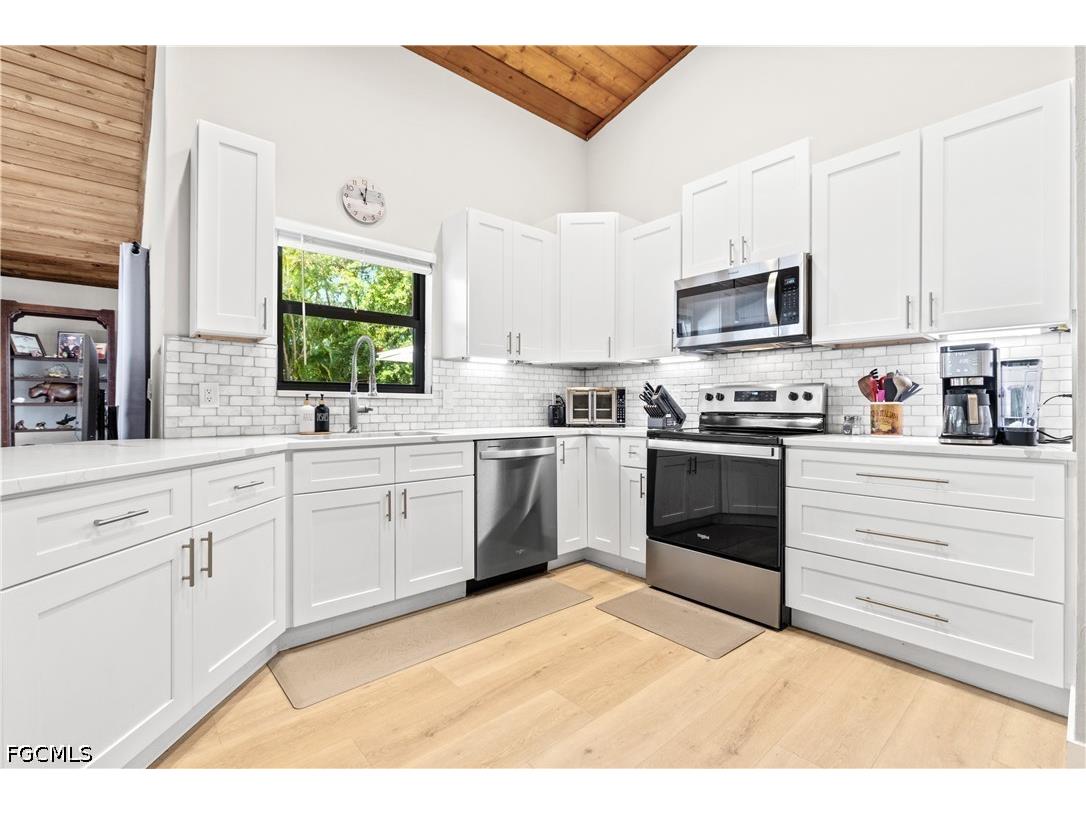 12446 Mcgregor Woods Circle Fort Myers FL 33908 2026024704 image3