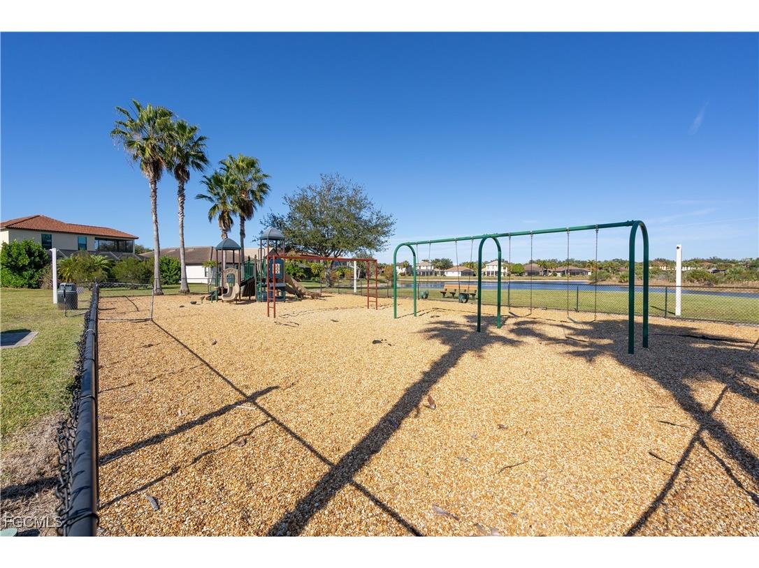 12448 Country Day Circle Fort Myers FL 33913 2025024749 image36