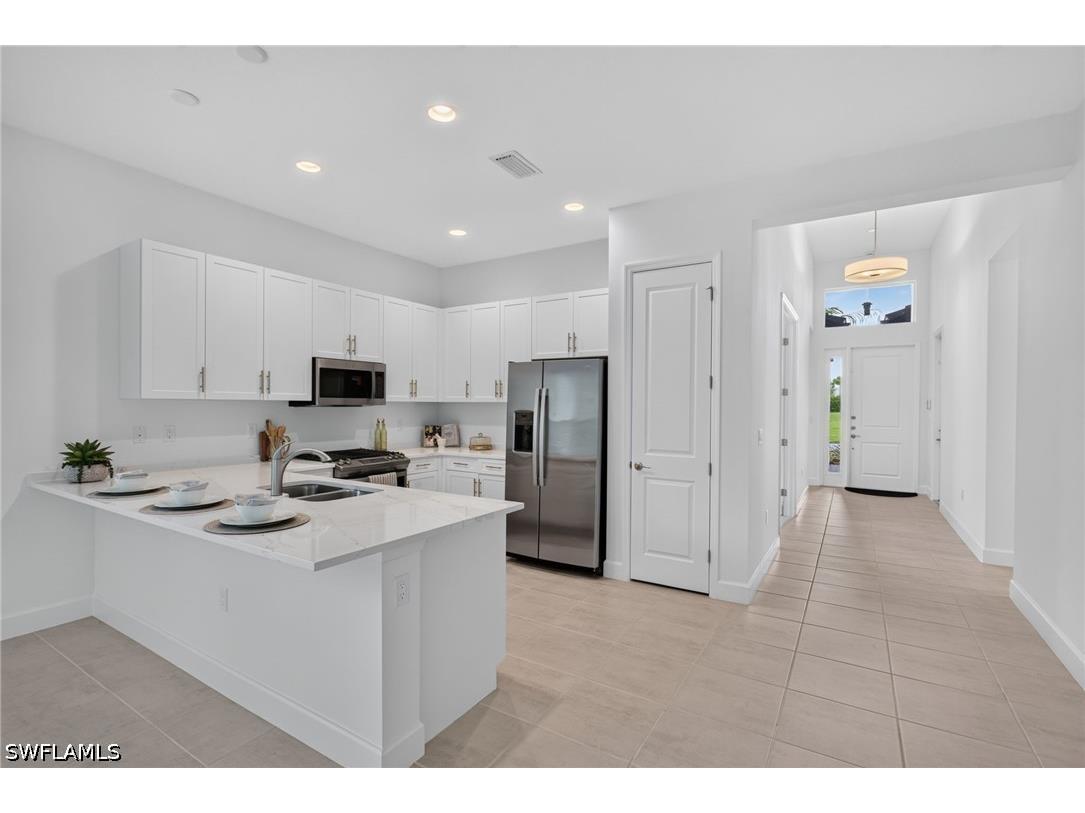 12448 Violet Lane Naples FL 34120 226025710 image8