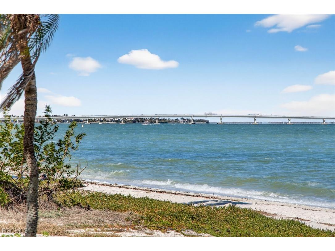 1245 Buttonwood Lane Sanibel FL 33957 2026000206 image13