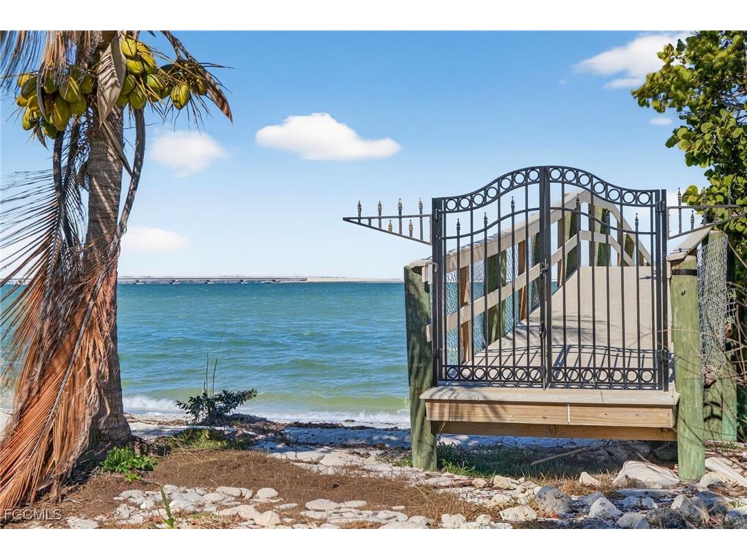 1245 Buttonwood Lane Sanibel FL 33957 2026000206 image14