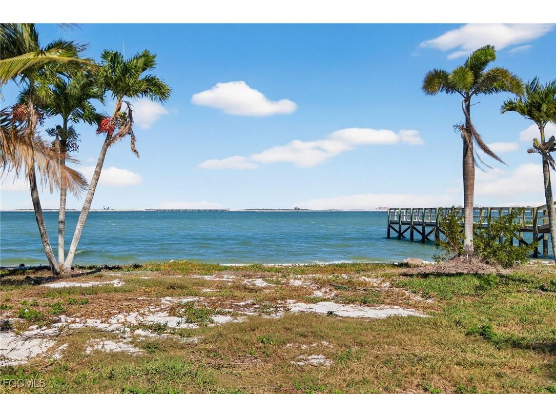 1245 Buttonwood Lane Sanibel FL 33957 2026000206 image3