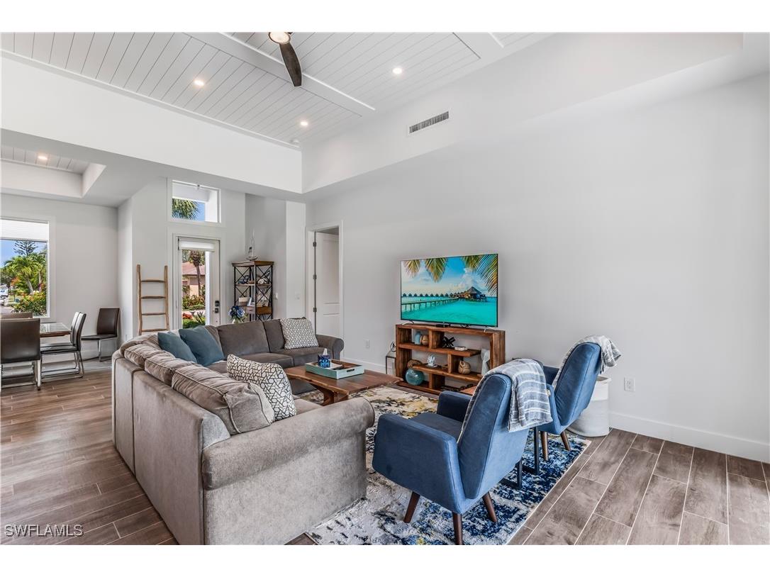 1245 Imperial Drive Naples FL 34110 225080048 image3