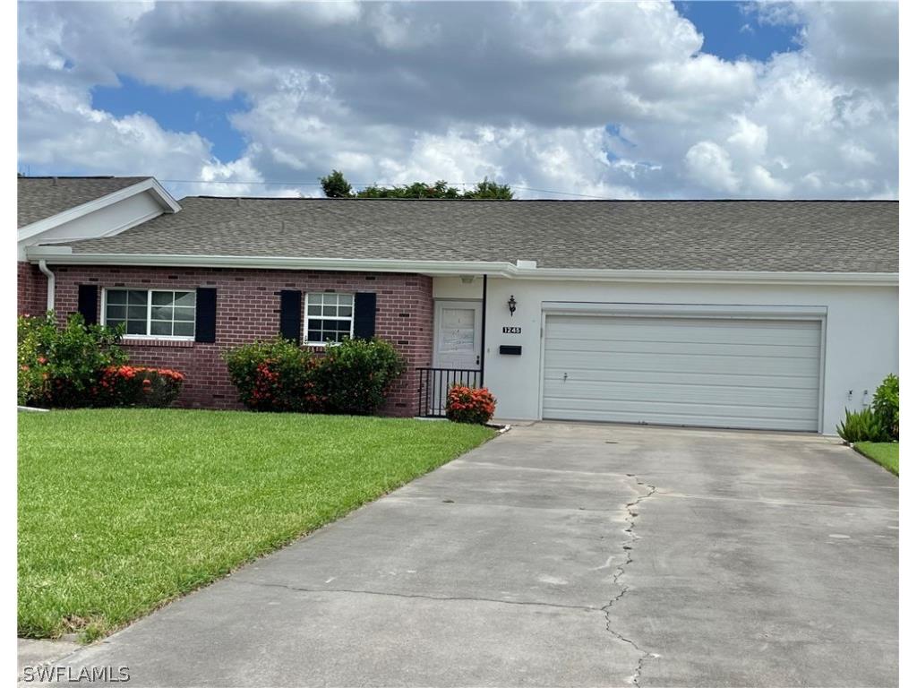 1245 Myerlee Country Club Boulevard Fort Myers FL 33919 224061478 image1