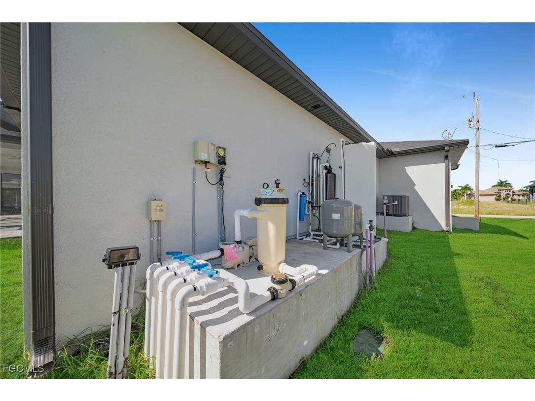 1245 NW 35th Place Cape Coral FL 33993 2025015437 image37