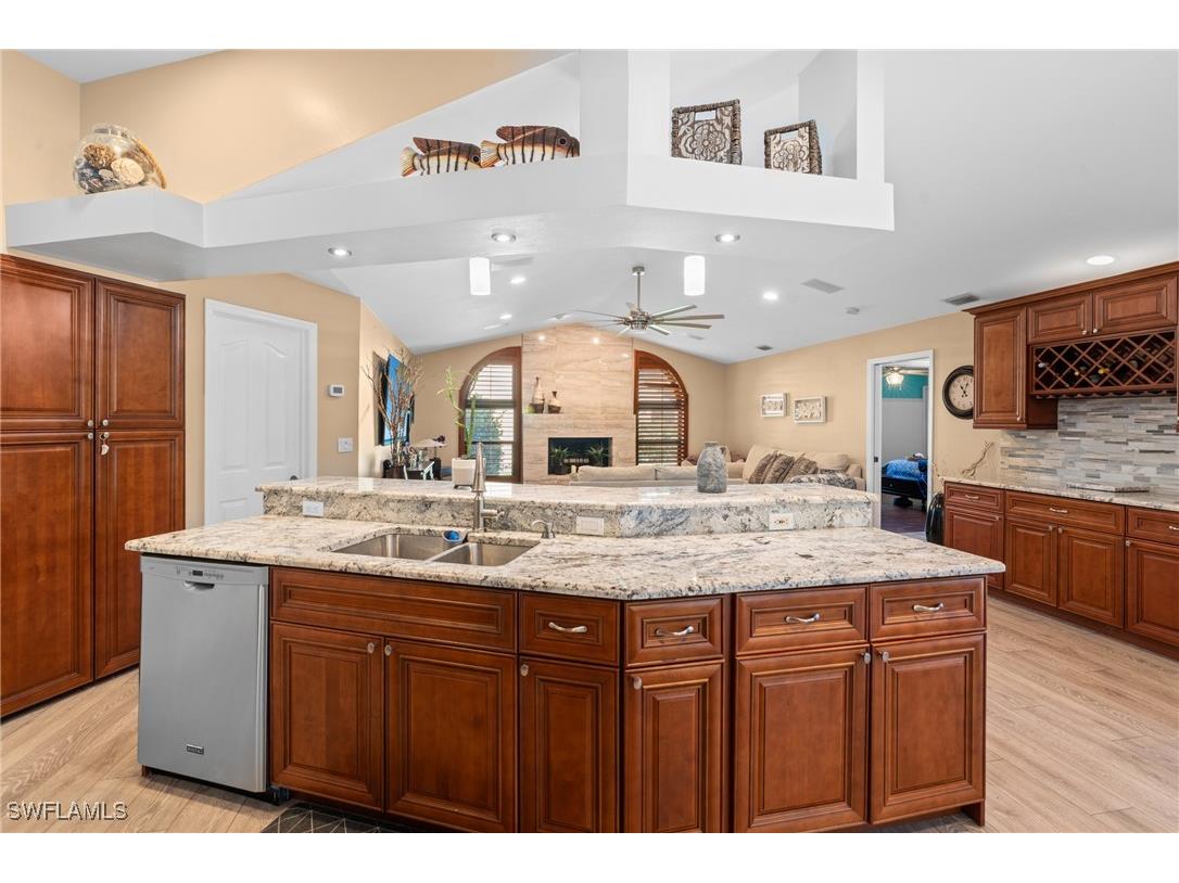 12451 Woodtimber Lane Fort Myers FL 33913 225035858 image10