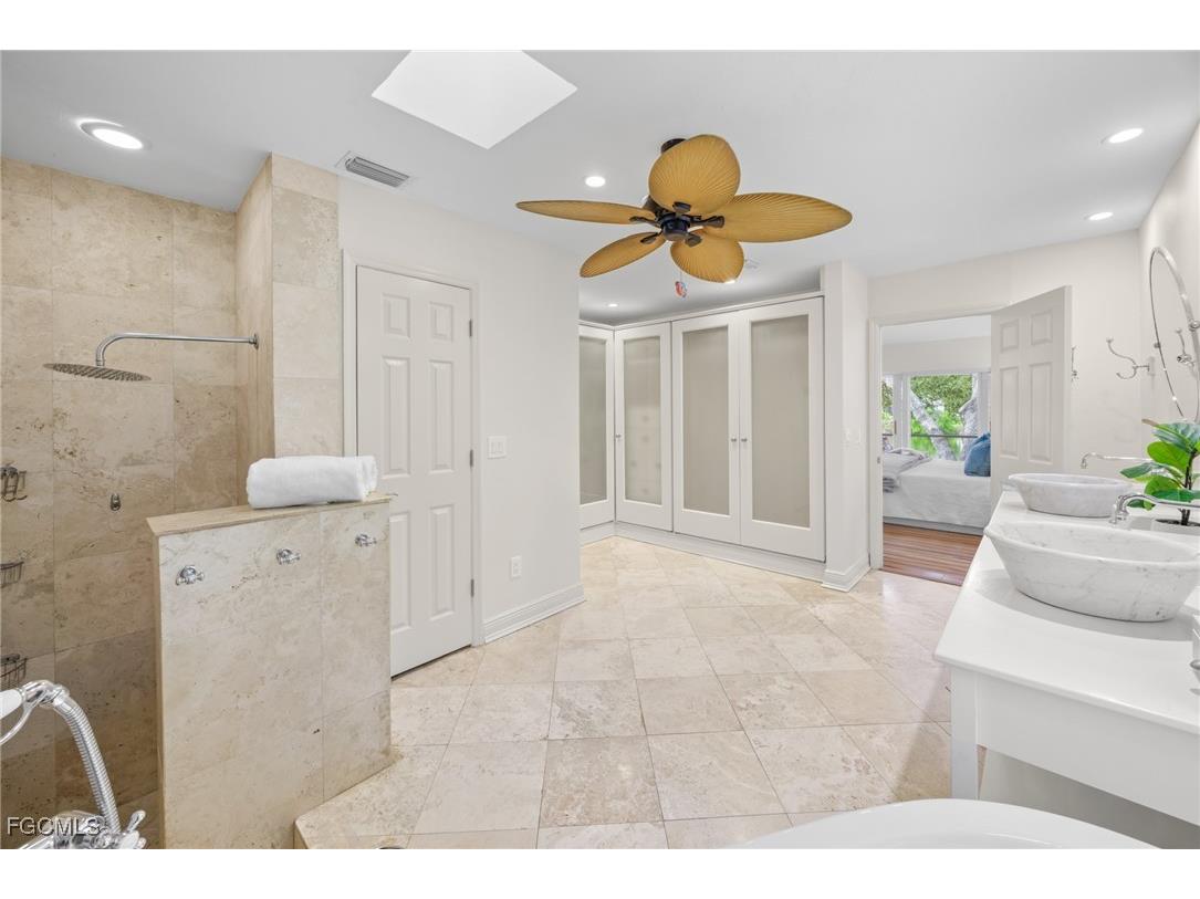 12457 Mcgregor Woods Circle Fort Myers FL 33908 2025019310 image21