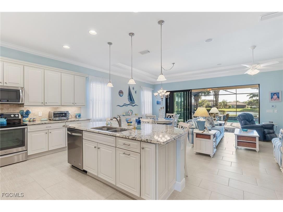 12459 Kentwood Avenue Fort Myers FL 33913 2025022290 image14