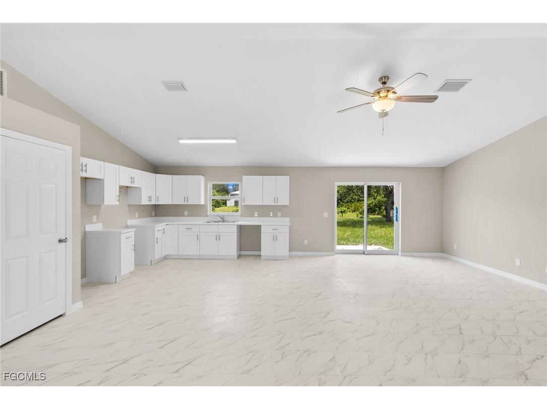 1246 Ecclesia Street E Lehigh Acres FL 33974 2025022312 image5