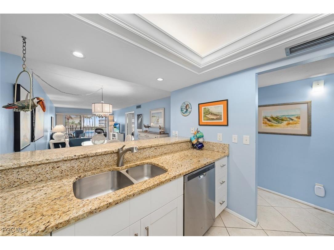 1246 Fulgur Street #105 Sanibel FL 33957 2025019782 image12
