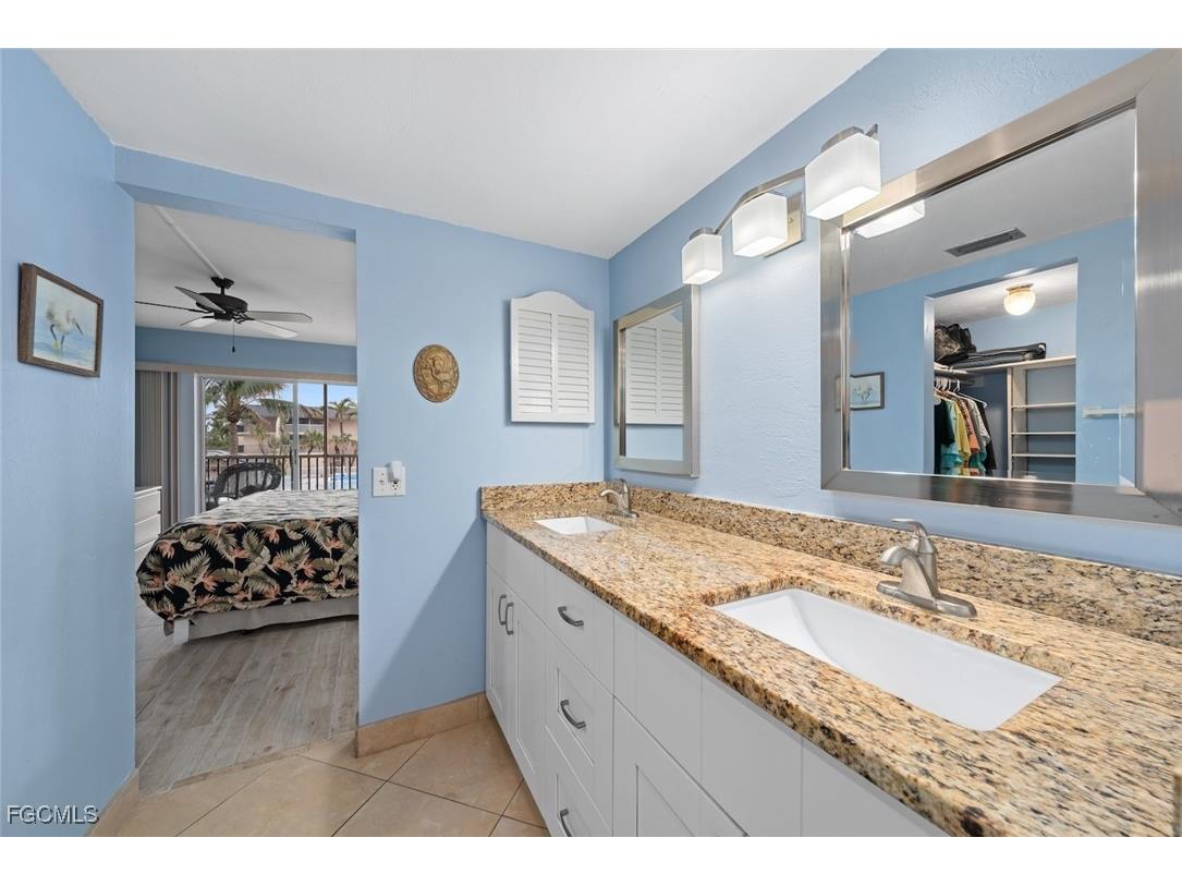 1246 Fulgur Street #105 Sanibel FL 33957 2025019782 image15