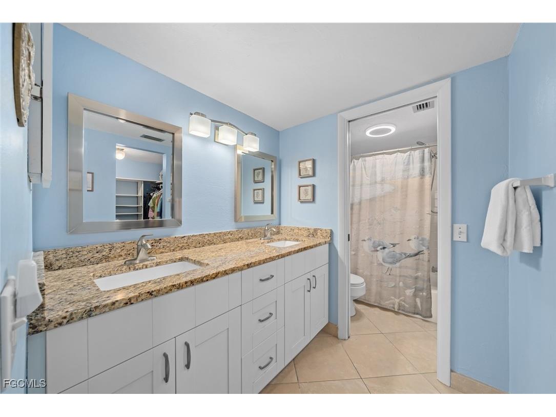 1246 Fulgur Street #105 Sanibel FL 33957 2025019782 image16