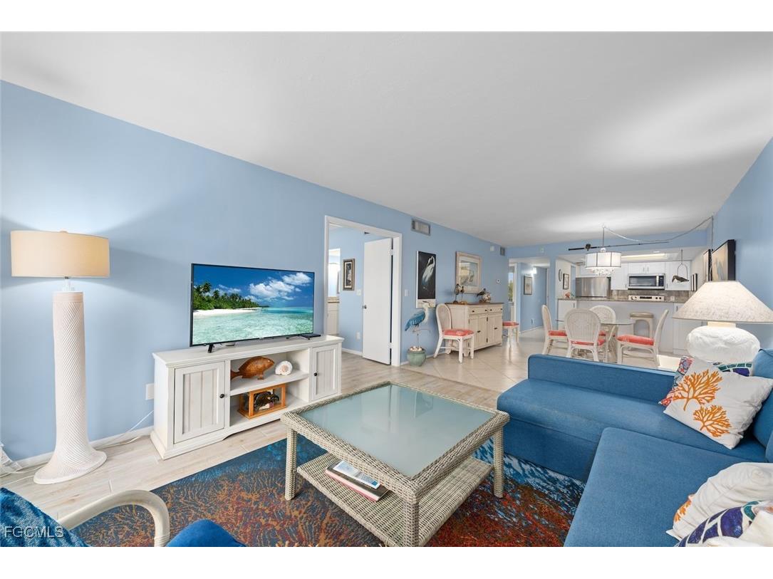 1246 Fulgur Street #105 Sanibel FL 33957 2025019782 image3