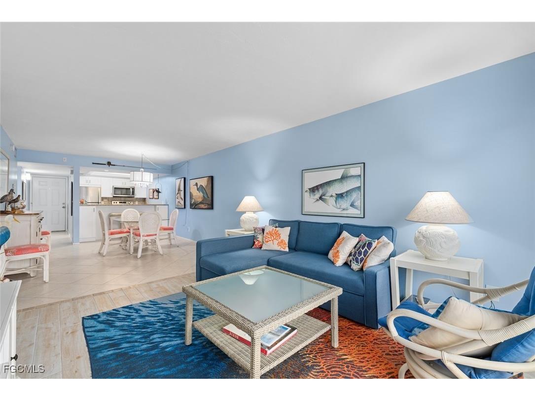 1246 Fulgur Street #105 Sanibel FL 33957 2025019782 image4