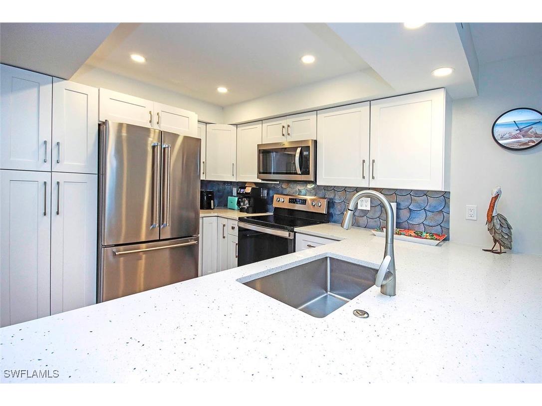 1246 Fulgur Street #202 Sanibel FL 33957 225028622 image7