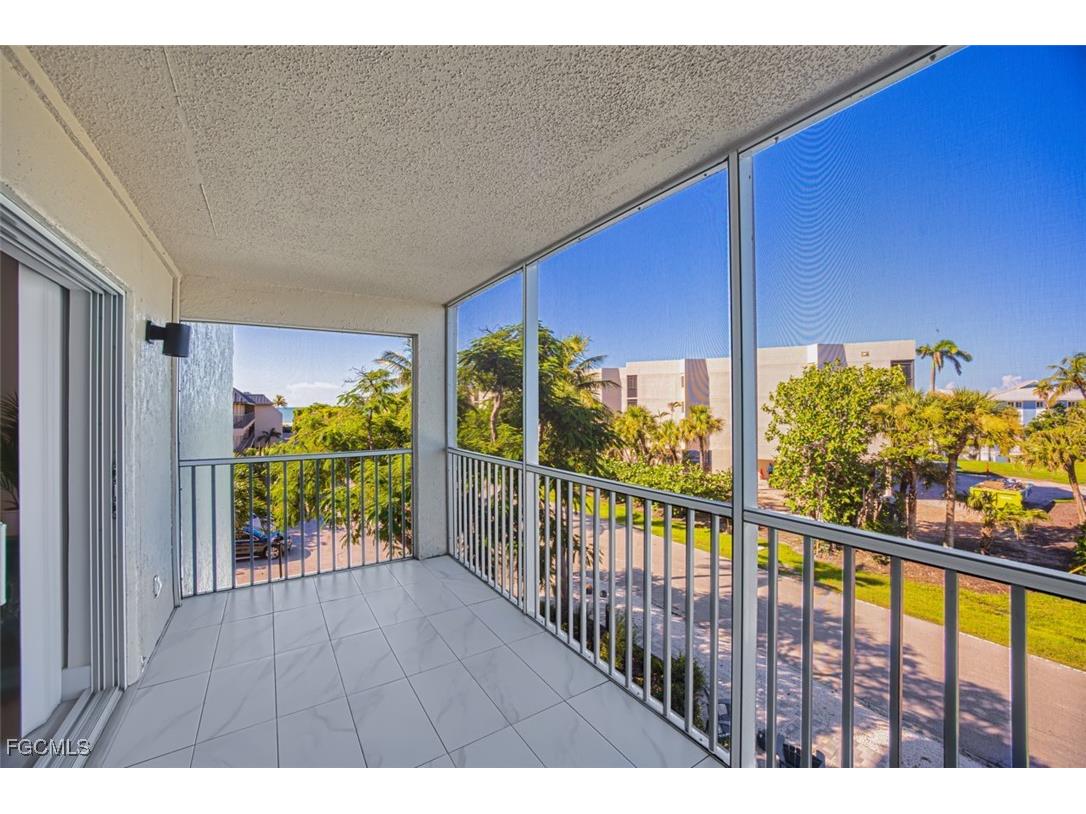 1246 Fulgur Street #207 Sanibel FL 33957 2025006245 image23