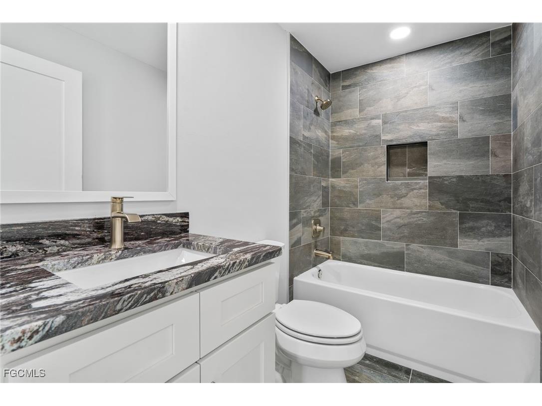 12460 Catalina Drive Punta Gorda FL 33955 2025014965 image14