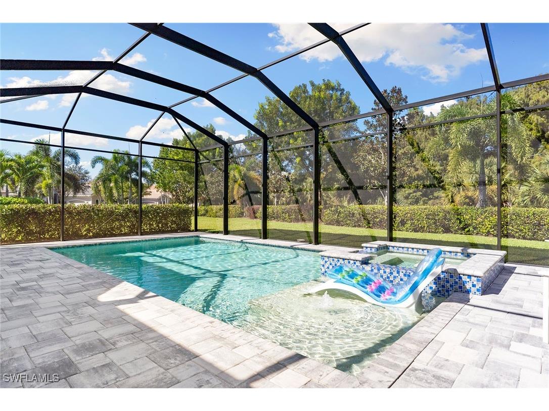 12460 Wisteria Drive Naples FL 34120 225072562 image1