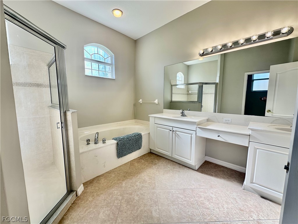 12469 Pebble Stone Court Fort Myers FL 33913 2026013741 image11