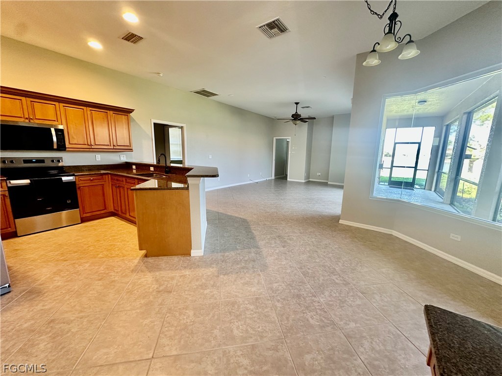 12469 Pebble Stone Court Fort Myers FL 33913 2026013741 image4
