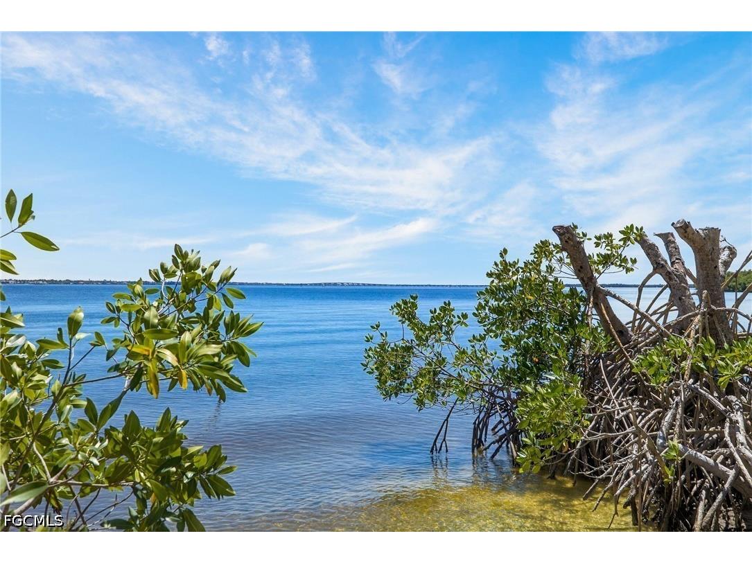 12470 Panasoffkee Drive North Fort Myers FL 33903 2026016777 image13