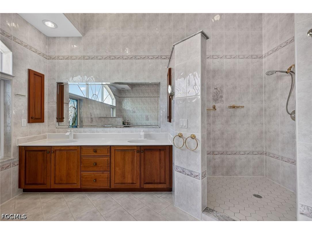 12470 Panasoffkee Drive North Fort Myers FL 33903 2026016777 image29
