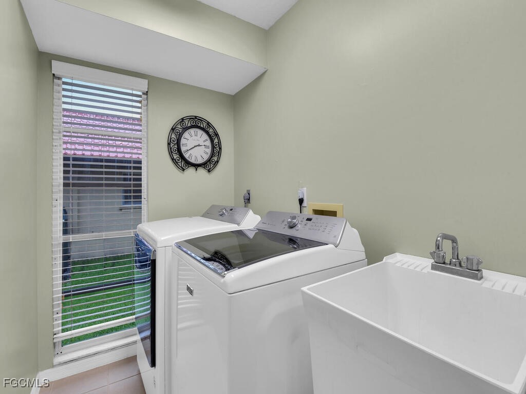 12470 Woodtimber Lane Fort Myers FL 33913 2025009576 image26