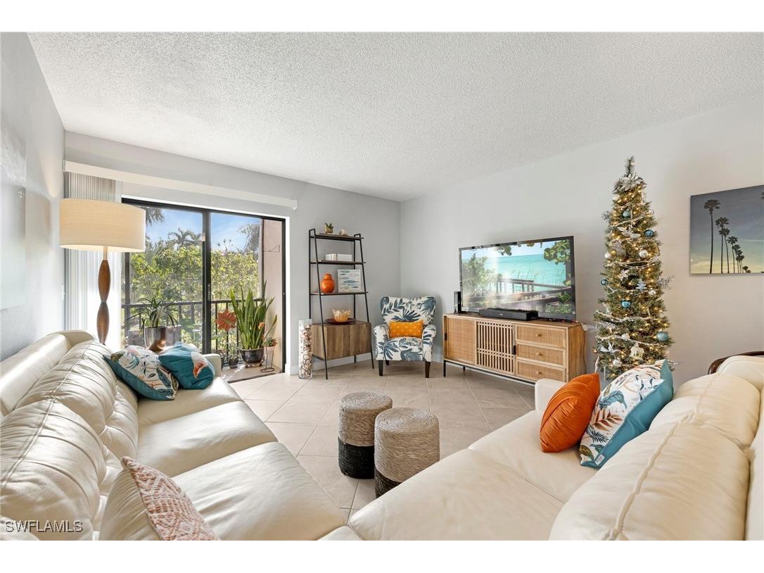 12471 Mcgregor Boulevard #14 Fort Myers FL 33919 224098248 image1