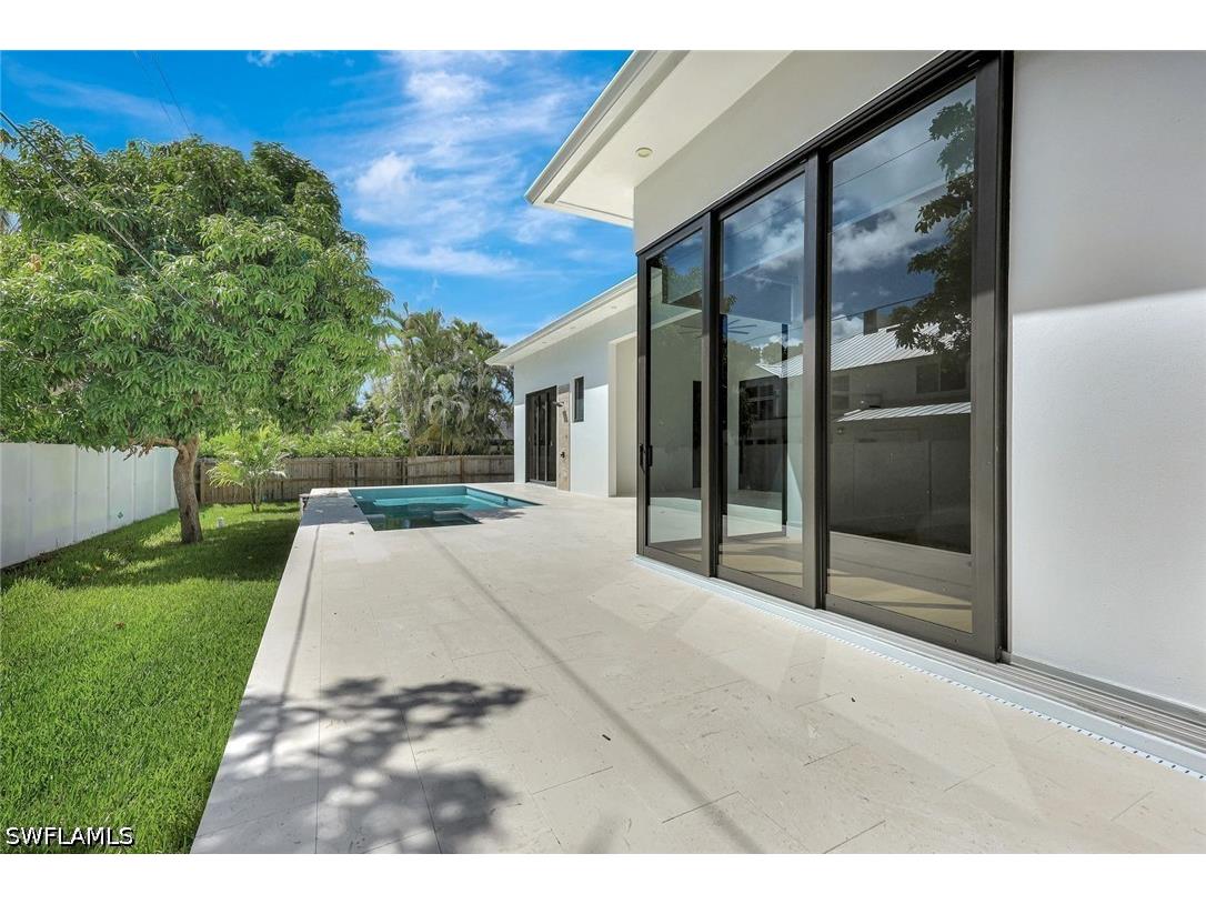 1248 13th Avenue N Naples FL 34102 225067324 image38