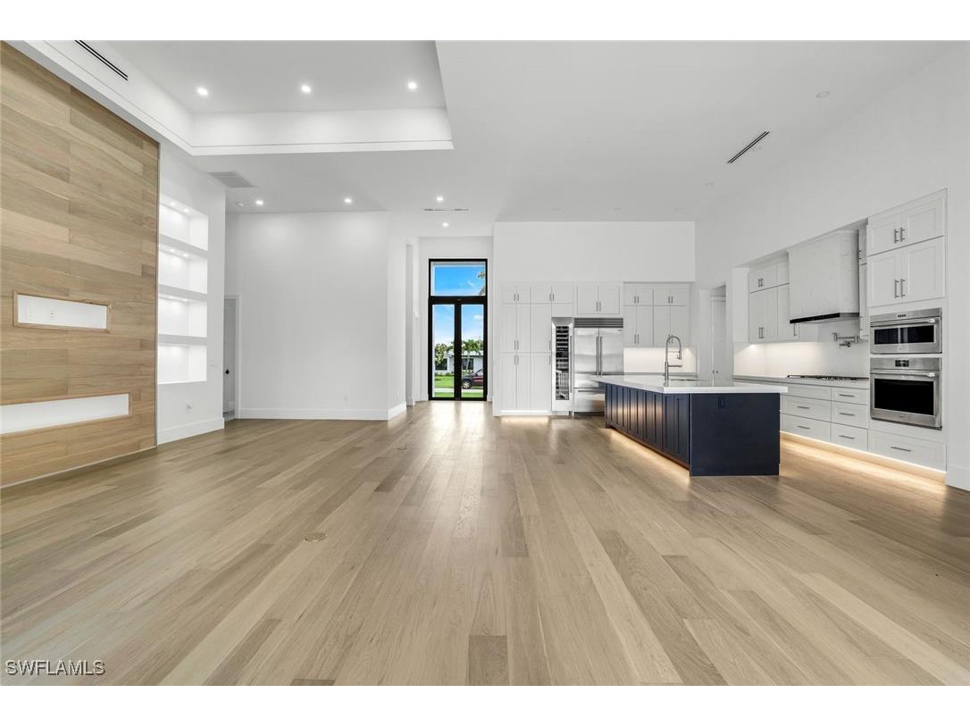 1248 13th Avenue N Naples FL 34102 225067324 image6