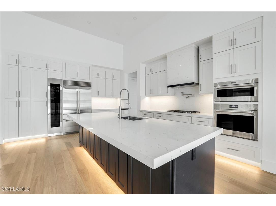 1248 13th Avenue N Naples FL 34102 225067324 image8