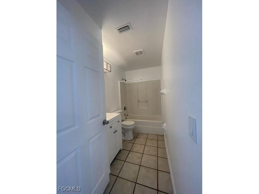 1248 Columbus Boulevard Fort Myers FL 33913 2026005381 image13