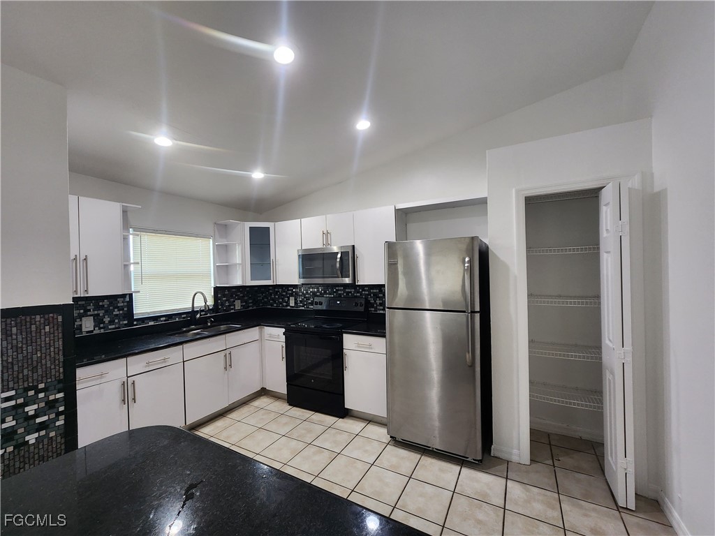 1248 Columbus Boulevard Fort Myers FL 33913 2026005381 image39
