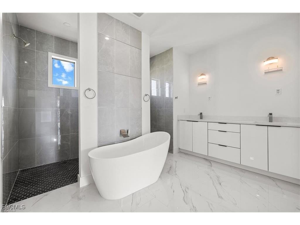 1248 NW 35th Avenue Cape Coral FL 33993 2025003994 image40