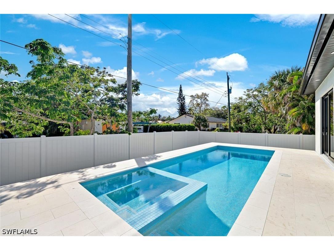 1248 Trail Terrace Drive Naples FL 34103 226018548 image1