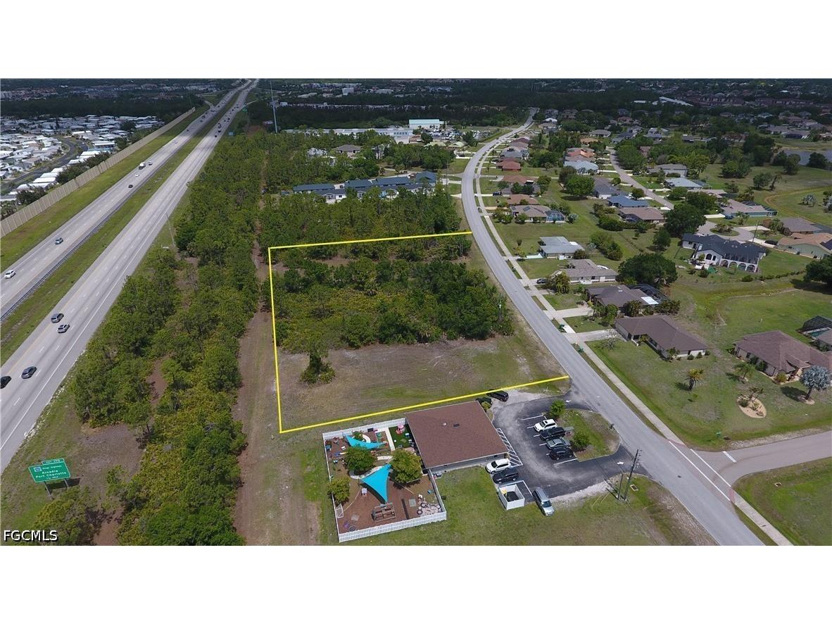 1249 Capricorn Boulevard Punta Gorda FL 33983 2026019437 image12