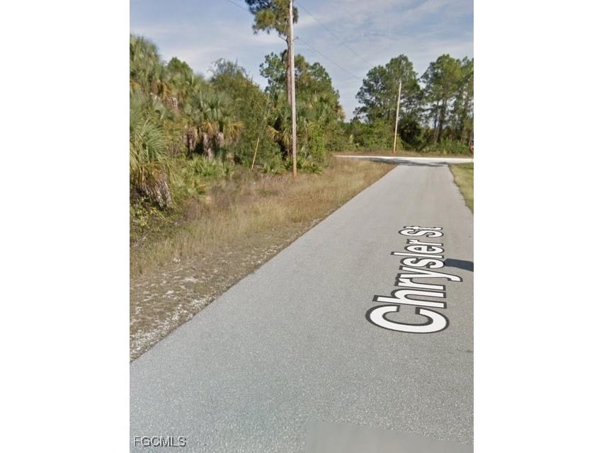 1249 Chrysler Street Lehigh Acres FL 33974 2025000493 image3