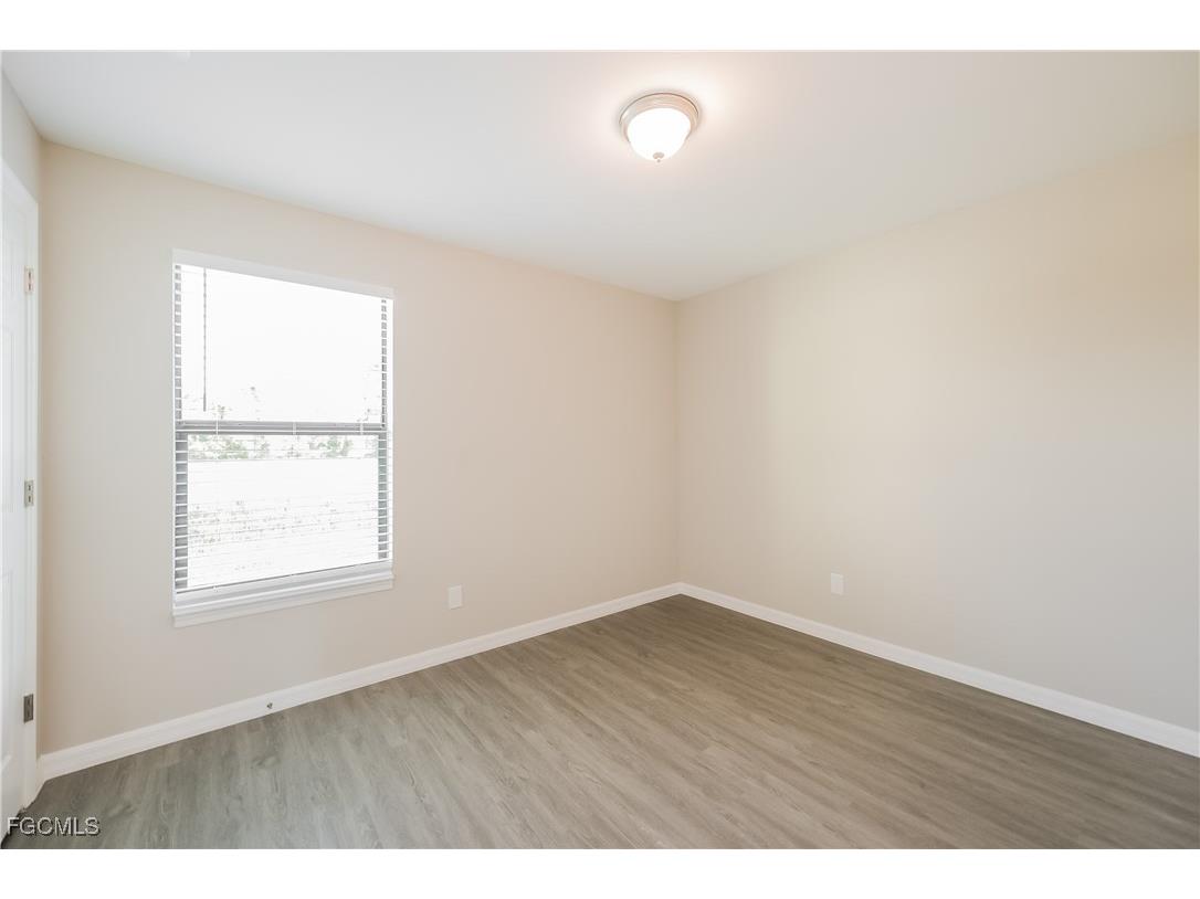 1249 Cordoba Street E Lehigh Acres FL 33974 2025020862 image7