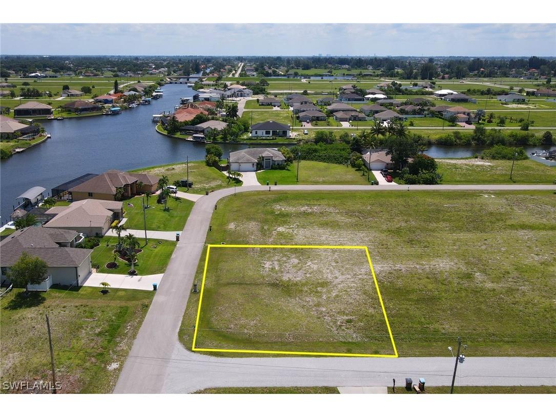 1249 NW 35th Place Cape Coral FL 33993 222048239 image4