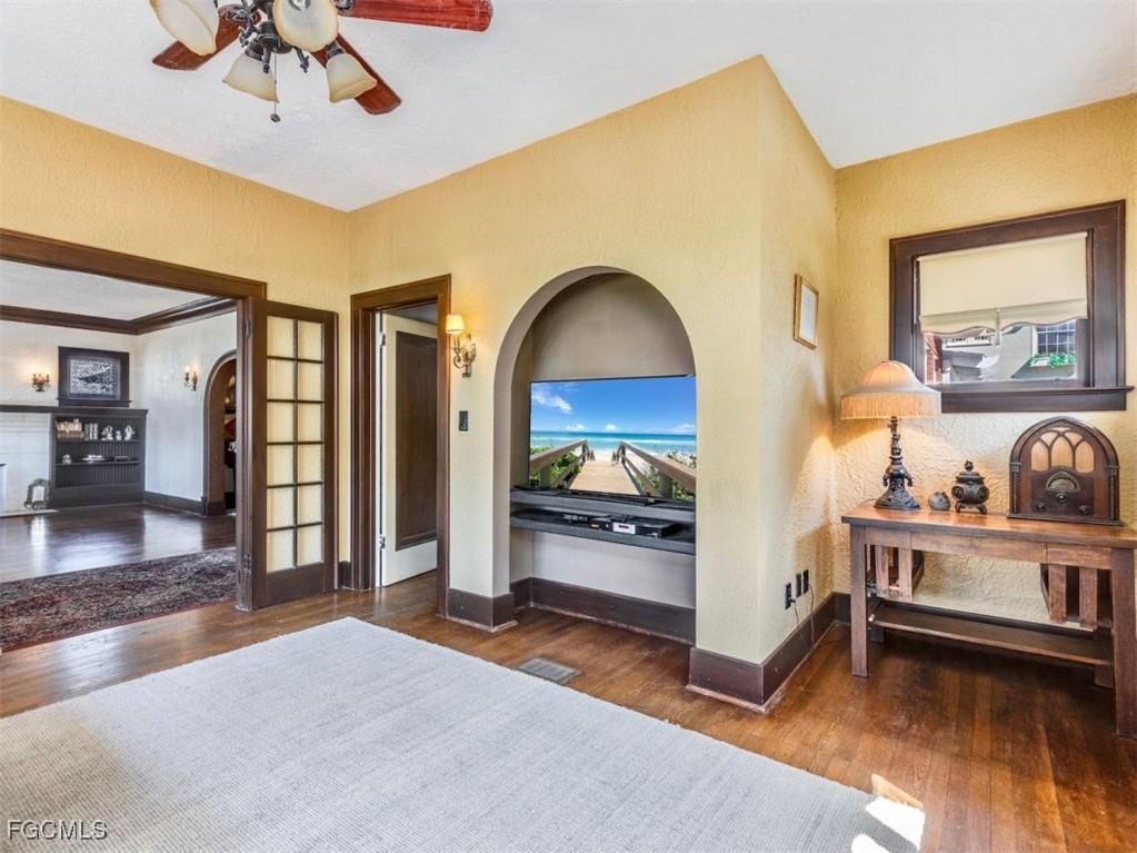 1249 Osceola Drive Fort Myers FL 33901 2025016791 image10