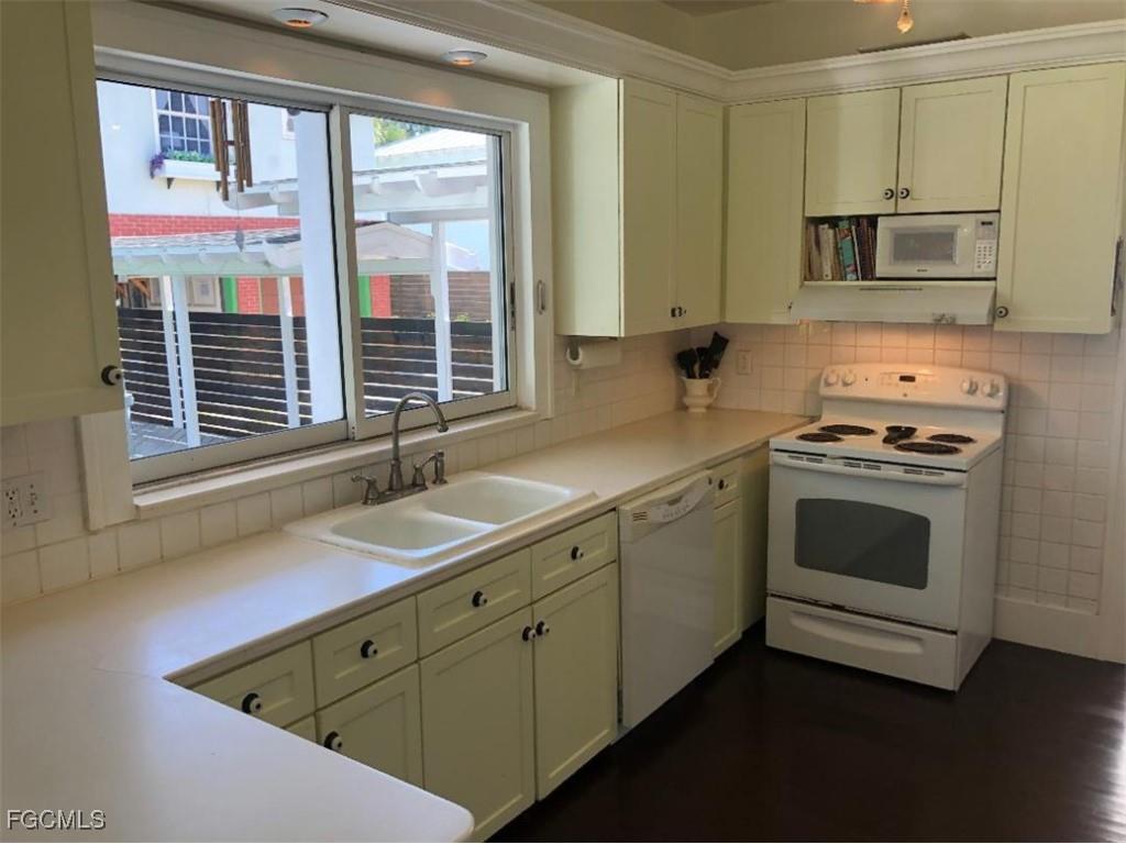 1249 Osceola Drive Fort Myers FL 33901 2025016791 image12