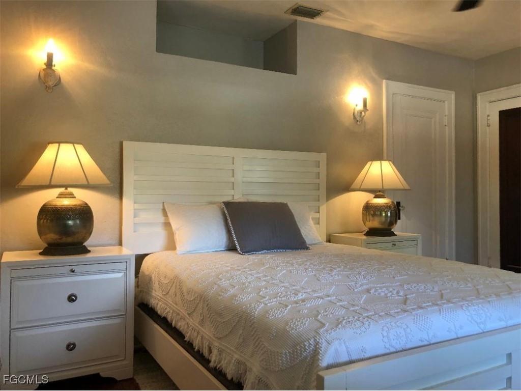 1249 Osceola Drive Fort Myers FL 33901 2025016791 image13