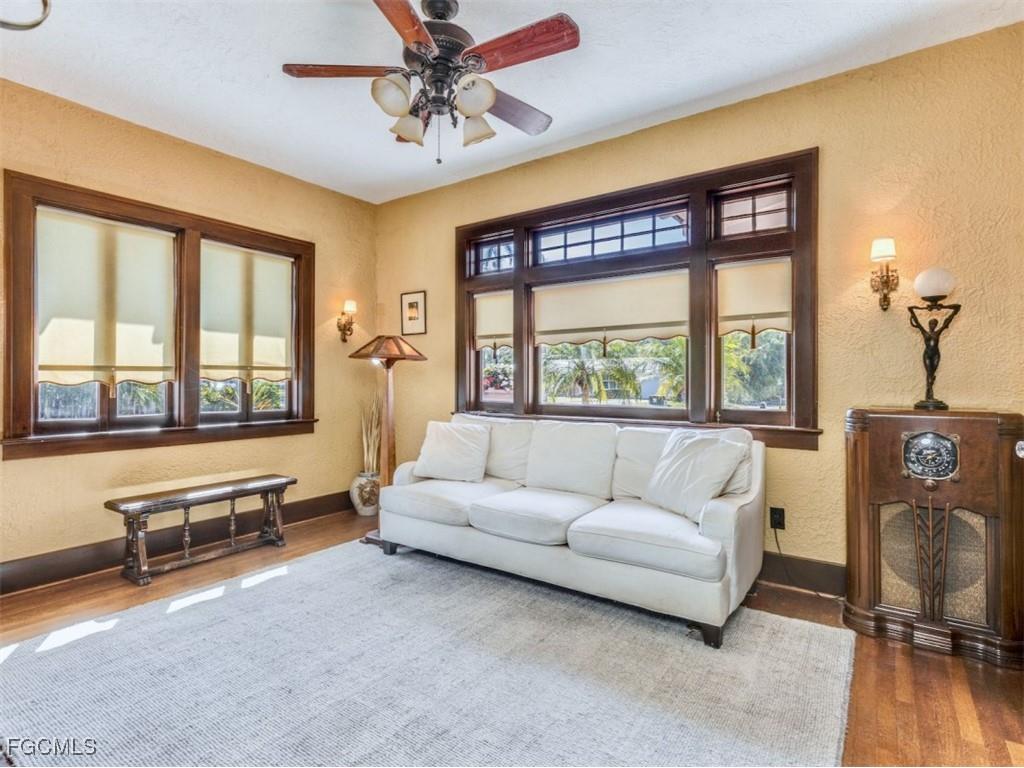 1249 Osceola Drive Fort Myers FL 33901 2025016791 image9