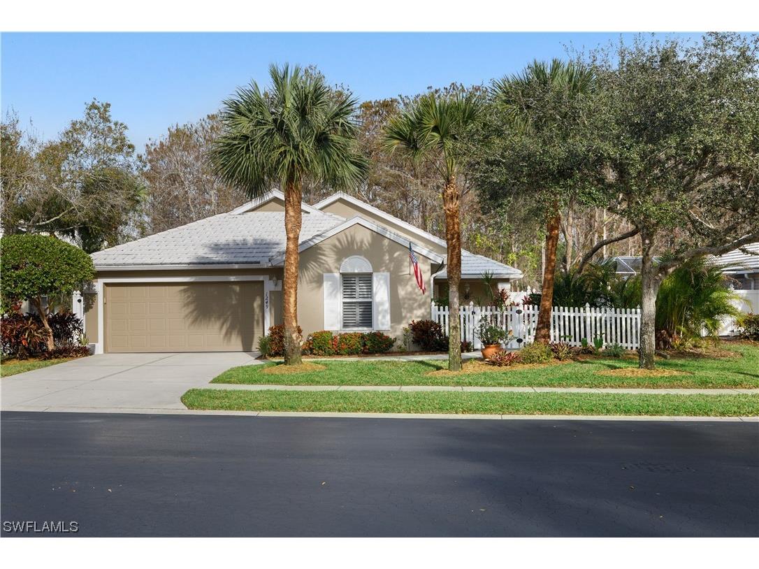 1249 Silverstrand Drive Naples FL 34110 224003802 image1