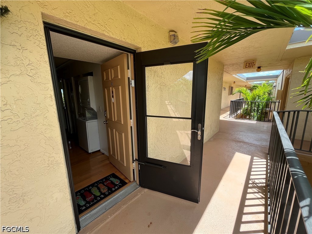 12491 Mcgregor Boulevard #21 Fort Myers FL 33919 2026016603 image1