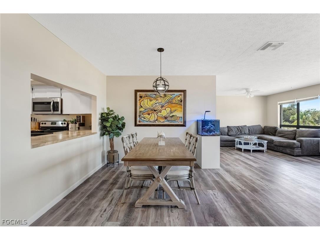 12498 Riverside Drive #205 Fort Myers FL 33919 2026010568 image11